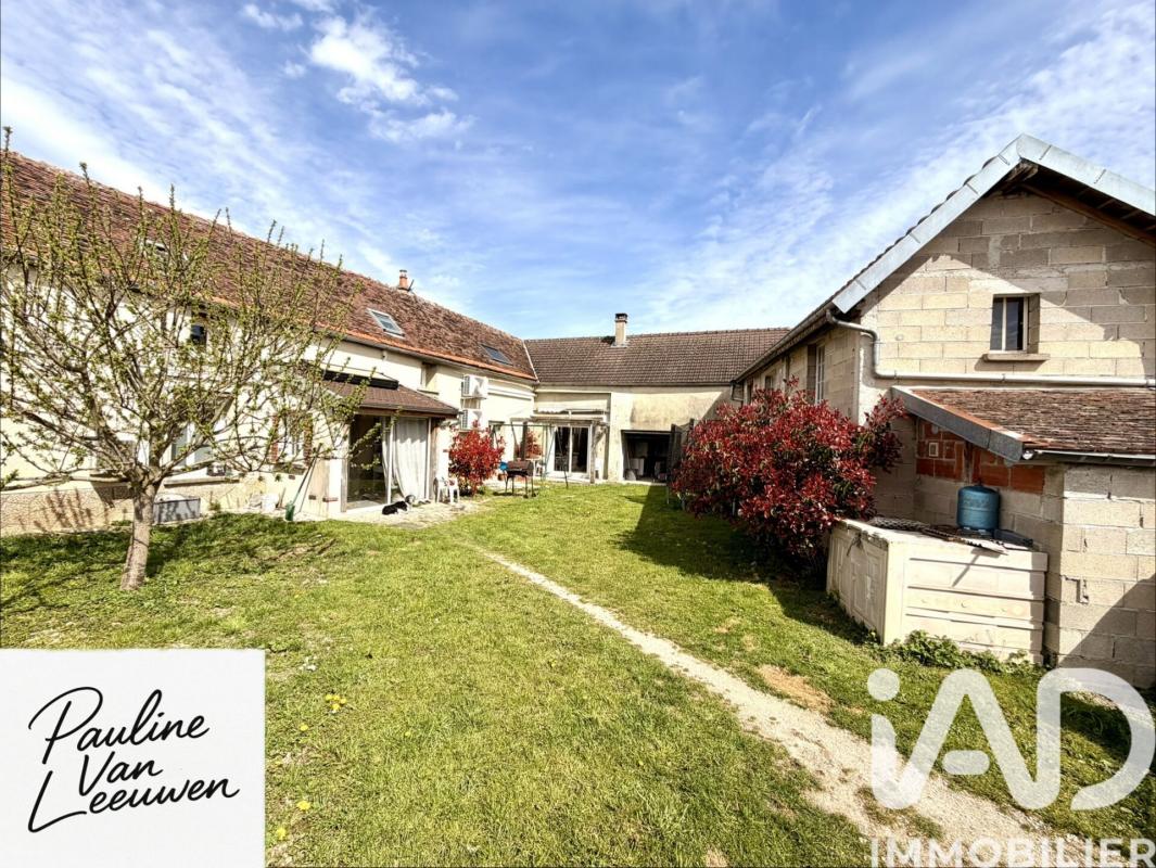 Maison longère 4 Pièce(s) Jully-sur-Sarce