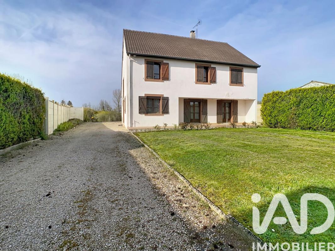 Pavillon 6 Pièce(s) Clamanges