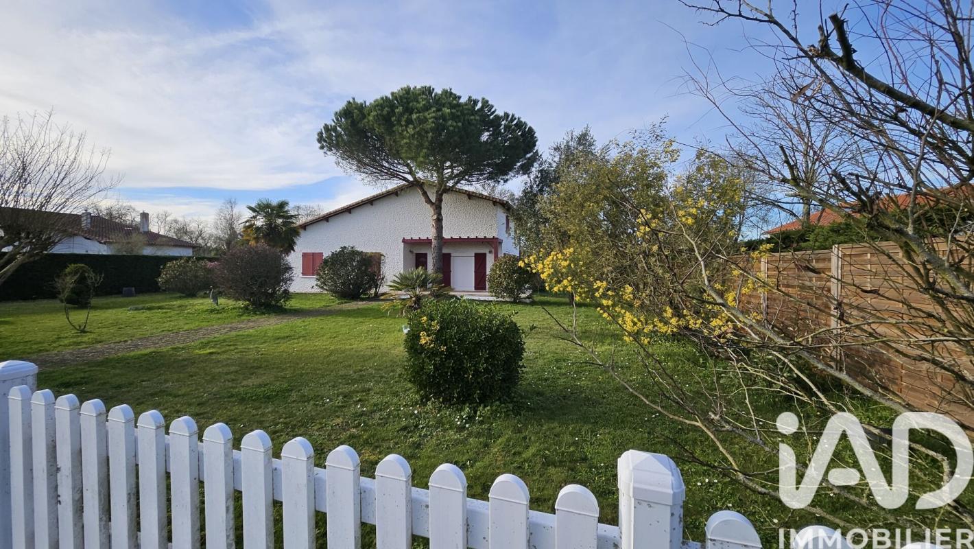 Maison 6 Pièce(s) Saujon