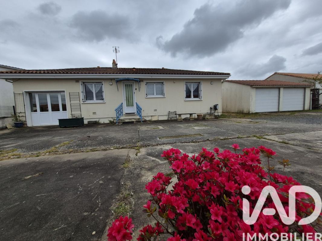 Maison 4 Pièce(s) La Crèche