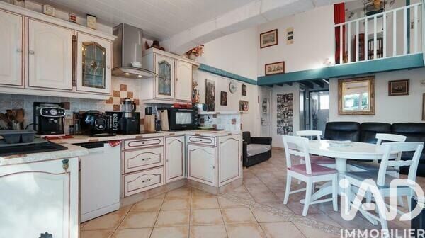 Maison 4 Pièce(s) Vias