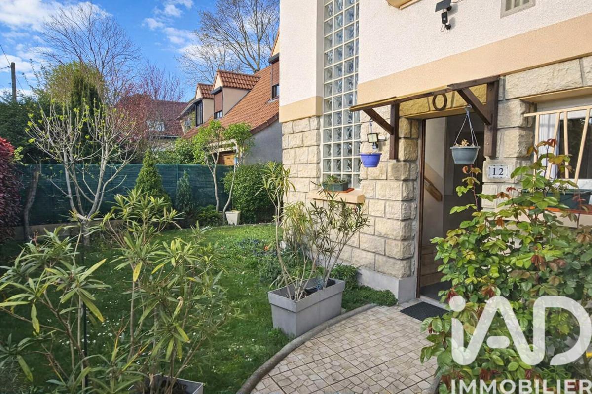 Maison traditionnelle 4 Pièce(s) Livry-Gargan