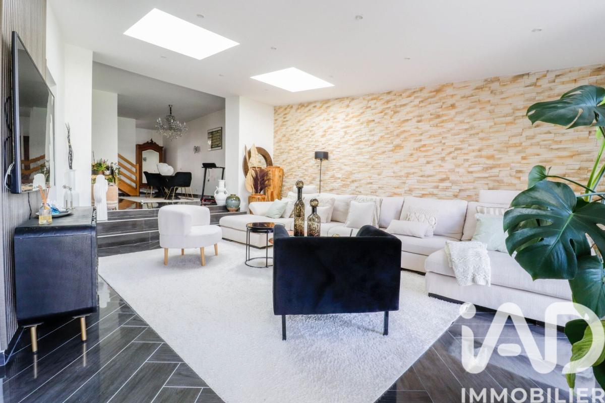 Maison 8 Pièce(s) Saulx-les-Chartreux