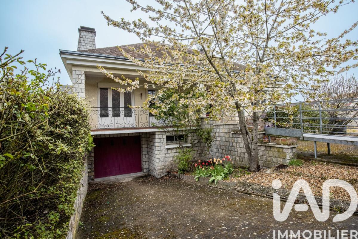 Maison traditionnelle 4 Pièce(s) La Chapelle-Saint-Mesmin