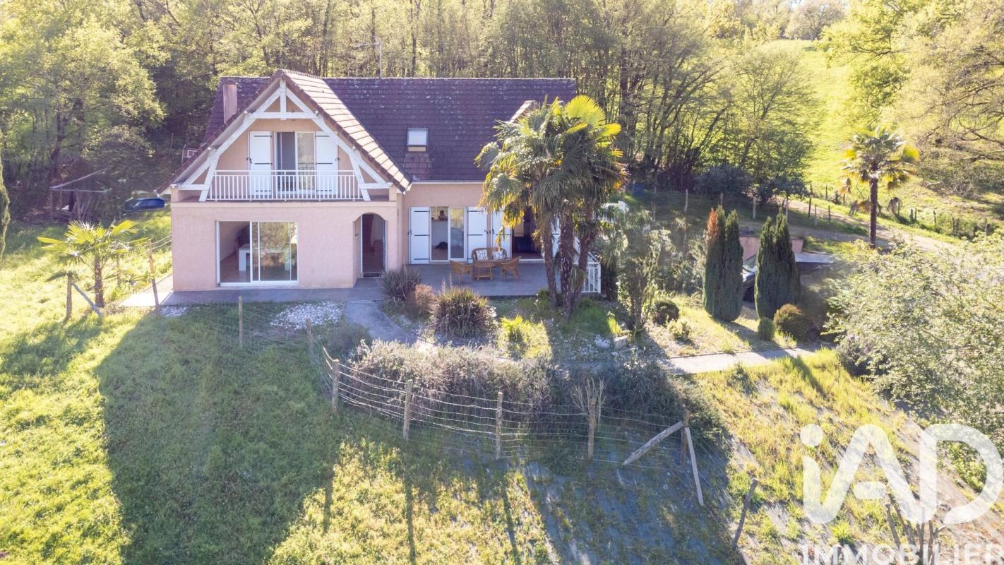 Maison 5 Pièce(s) Ussac