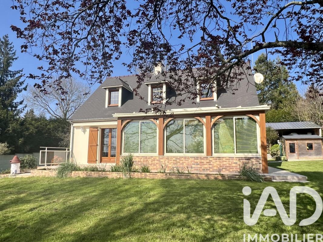 Maison 7 Pièce(s) La Barre-de-Semilly