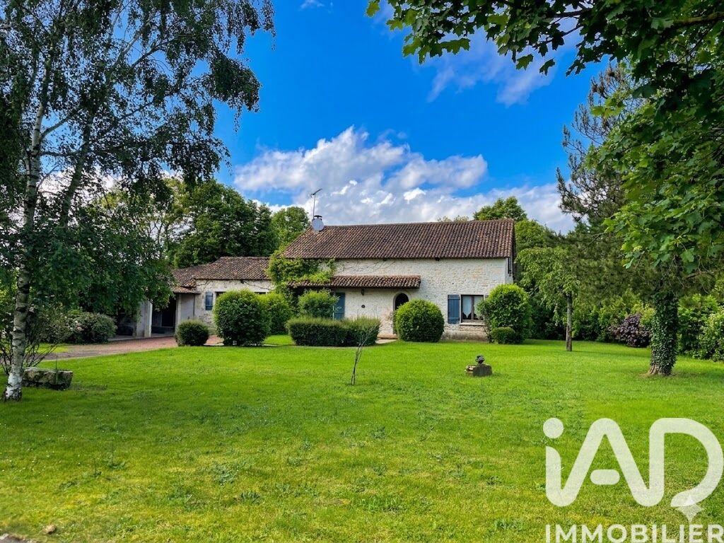 Maison 5 Pièce(s) Saint-Savin