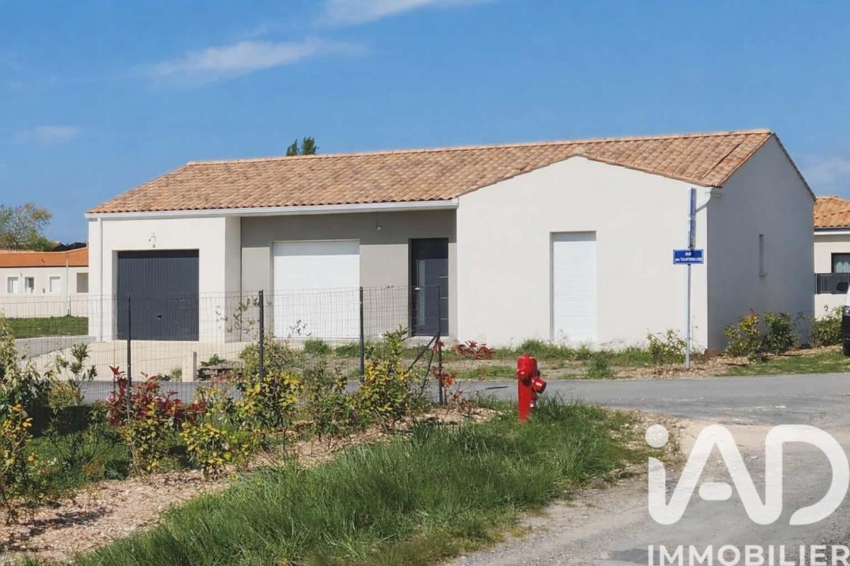 Maison 4 Pièce(s) Médis