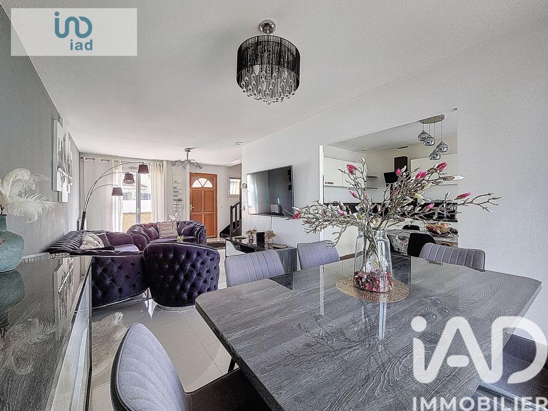 Maison 5 Pièce(s) Égly