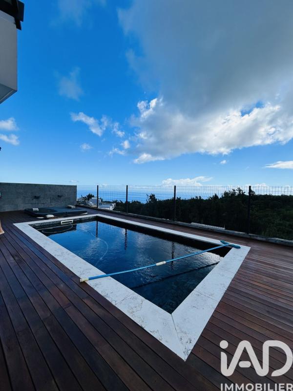 Maison 4 Pièce(s) La Possession