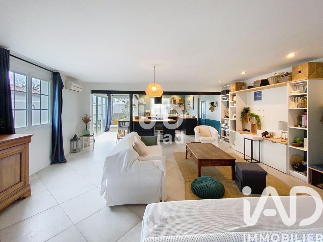 Maison traditionnelle 5 Pièce(s) Loix