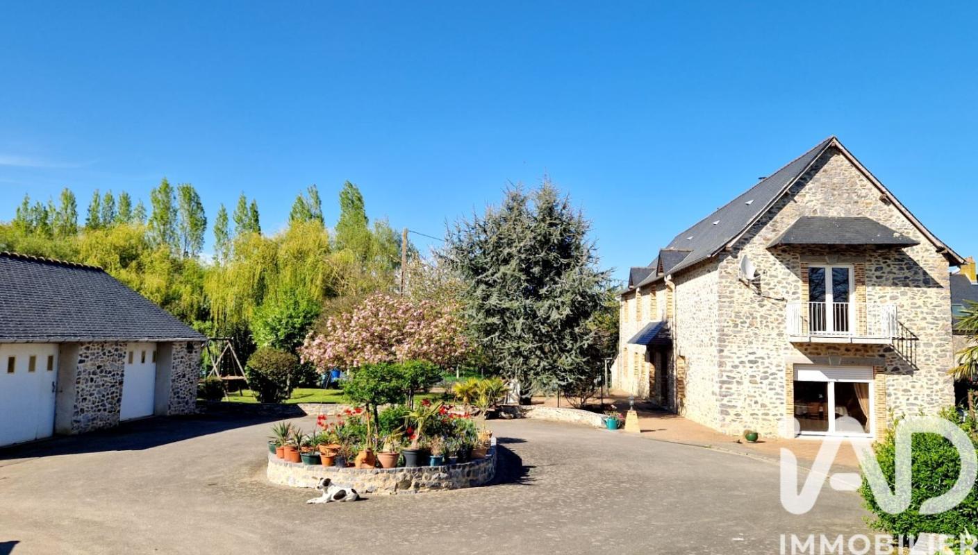 Maison longère 7 Pièce(s) Bonchamp-lès-Laval