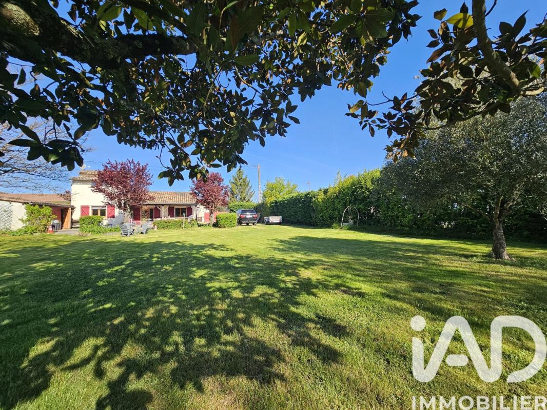 Maison 4 Pièce(s) Castelsarrasin