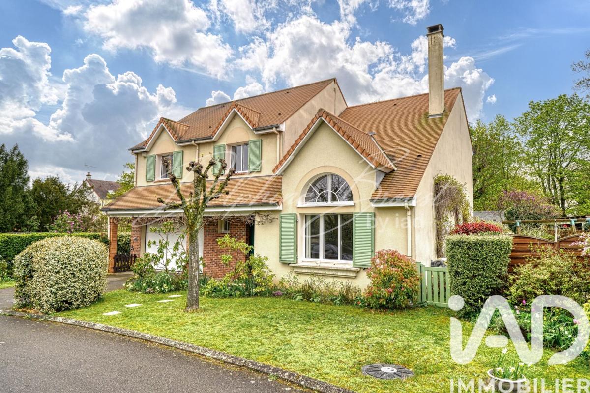 Maison 7 Pièce(s) Verneuil-sur-Seine