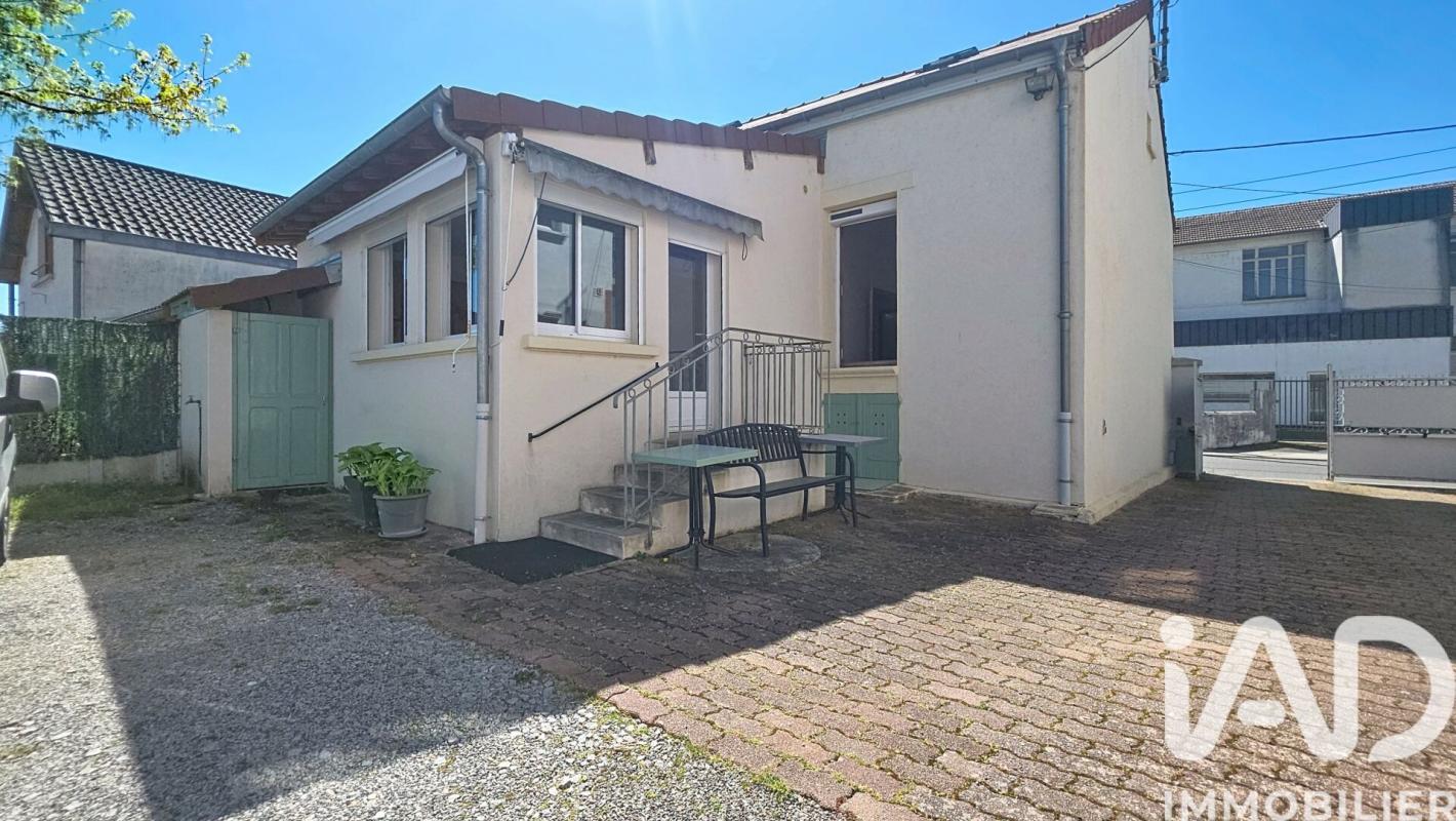 Maison traditionnelle 5 Pièce(s) Moulins