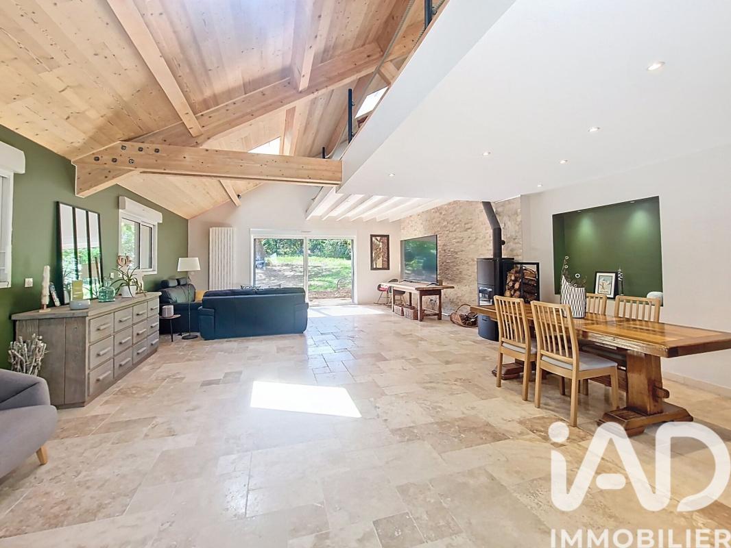 Maison 8 Pièce(s) Saint-Fargeau-Ponthierry