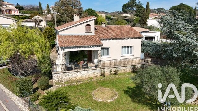 Maison 5 Pièce(s) Ucel