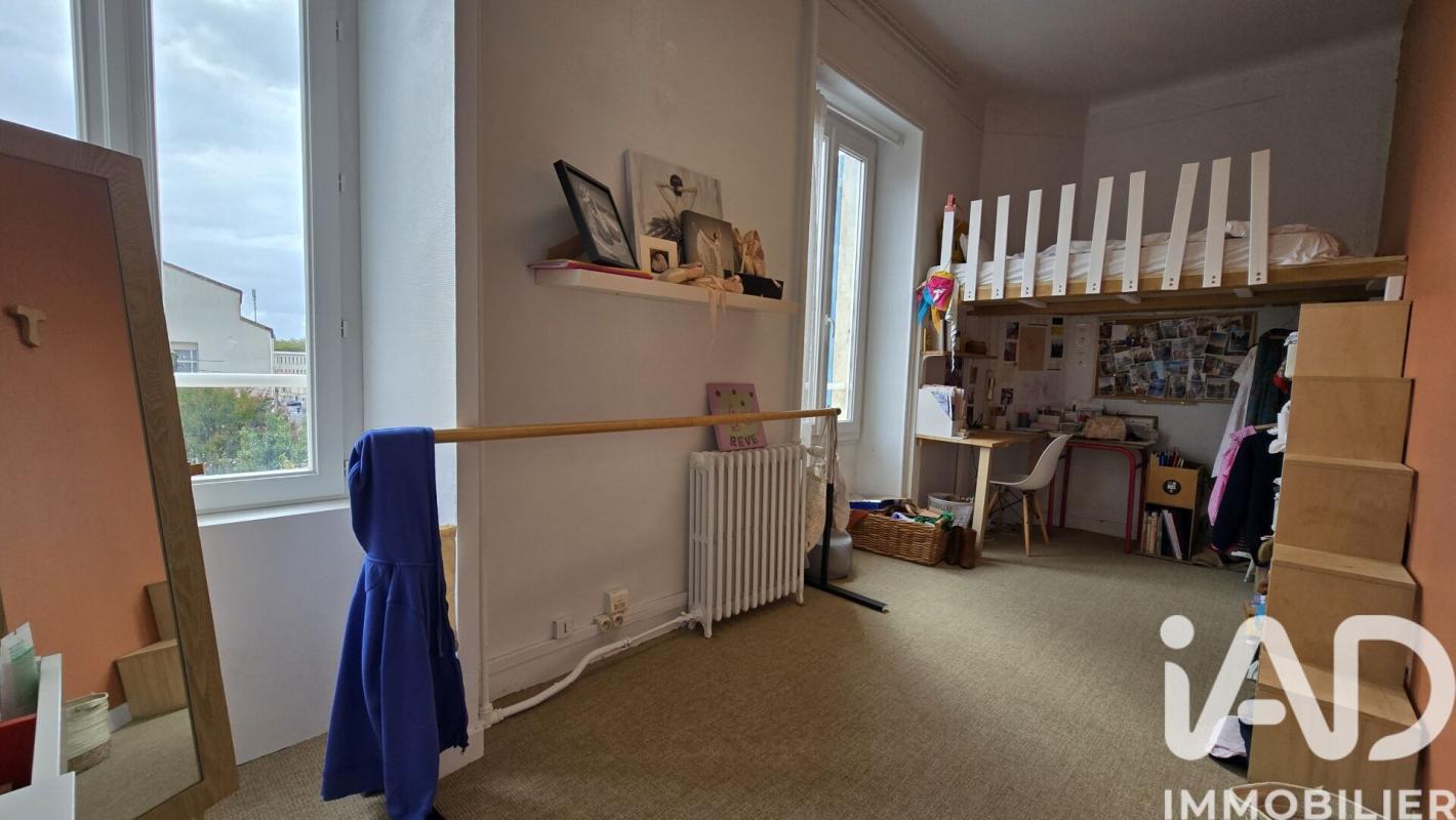 Maison 8 Pièce(s) Niort - Photo 13