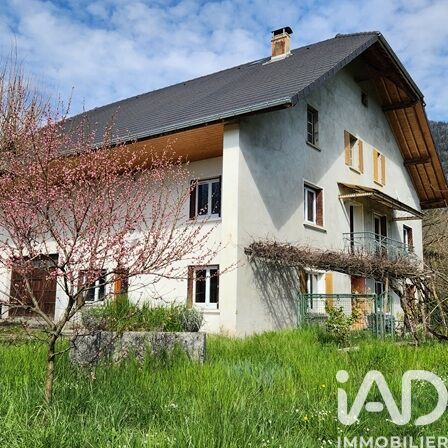 Maison 7 Pièce(s) Arvière-en-Valromey - Photo 2