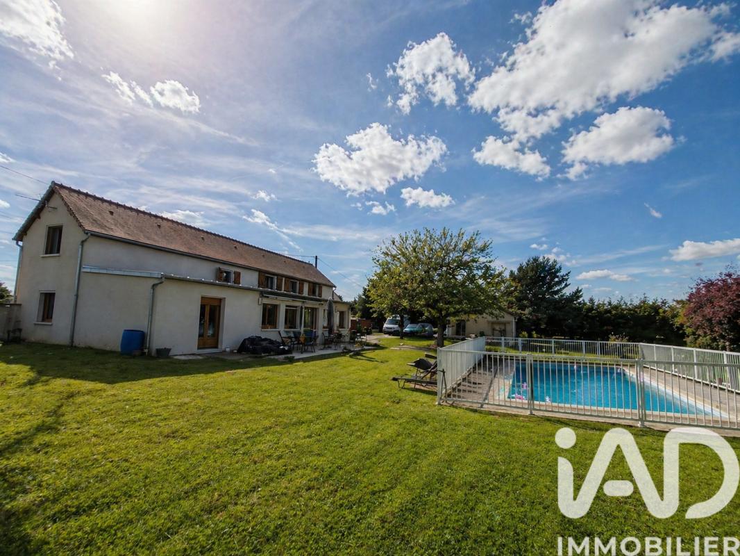 Maison 8 Pièce(s) Châtellerault