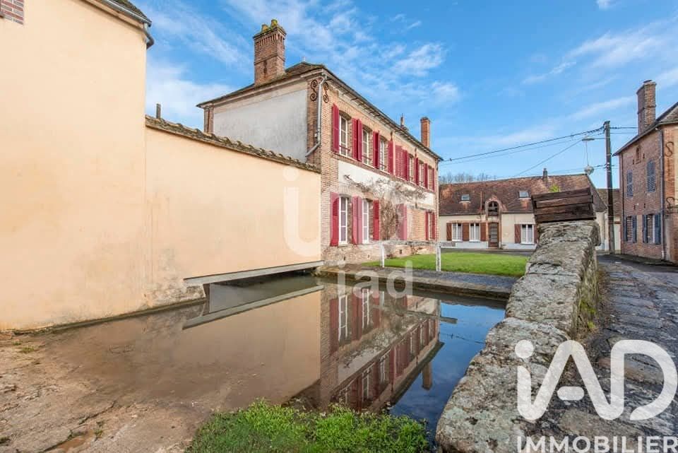 Maison de village 8 Pièce(s) Moret-Loing-et-Orvanne