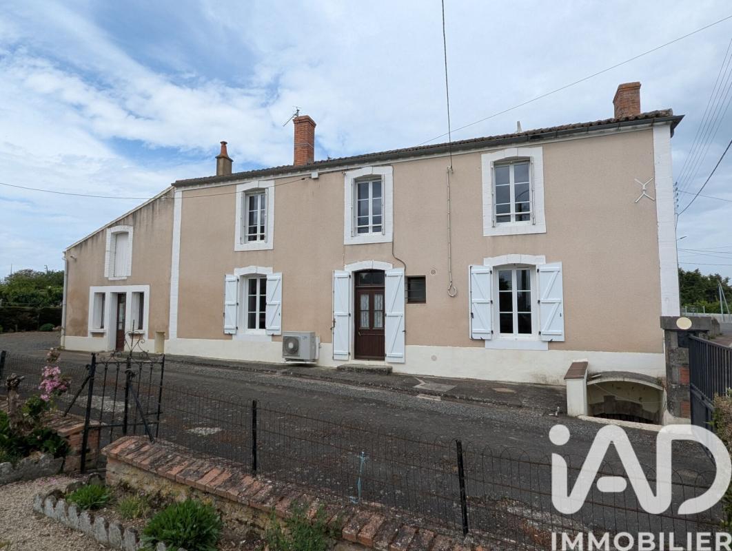 Maison 6 Pièce(s) Airvault