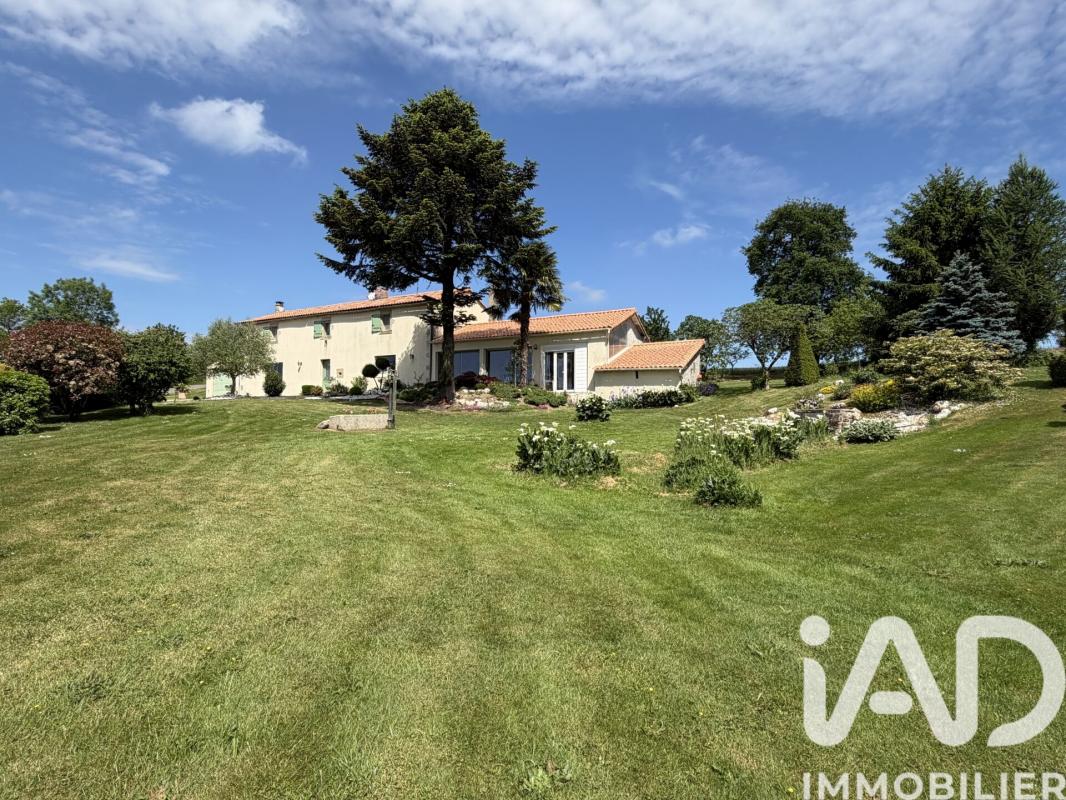 Maison 6 Pièce(s) Saint-Gervais - Photo 1