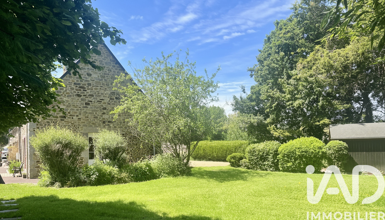 Maison longère 9 Pièce(s) Miniac-Morvan