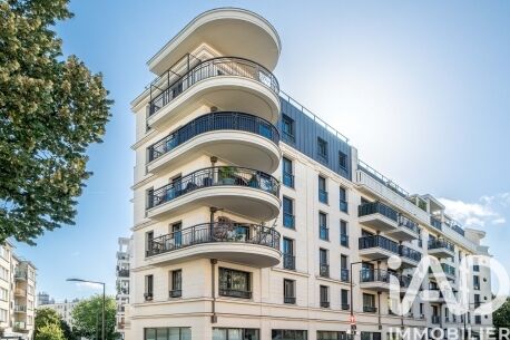 Appartement 4 Pièce(s) Suresnes