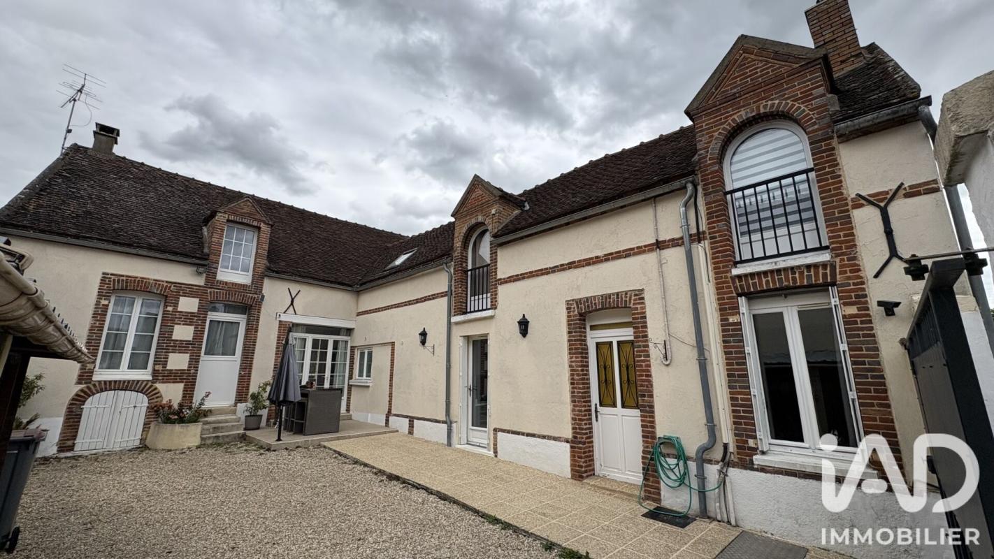 Maison 7 Pièce(s) Soucy - Photo 1
