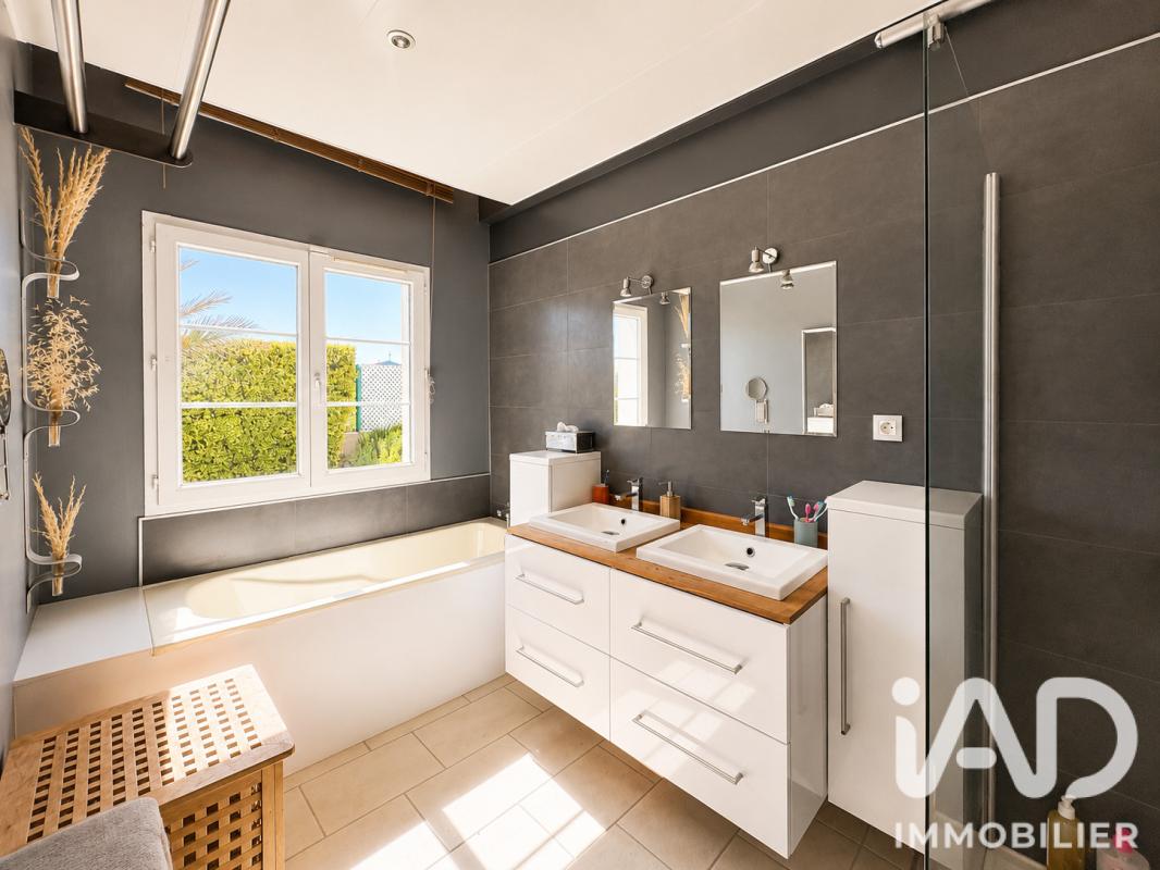 Maison 6 Pièce(s) Saint-Vivien - Photo 12