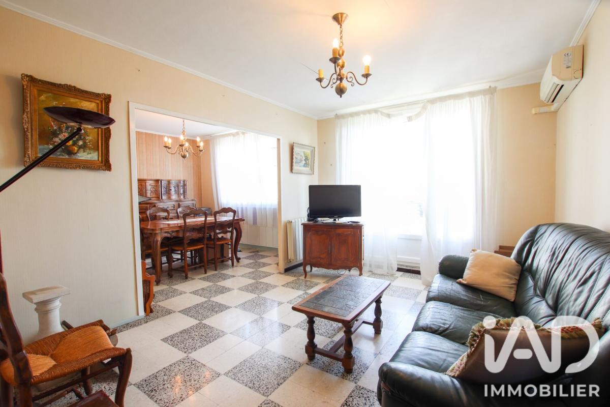 Appartement 4 Pièce(s) Nîmes
