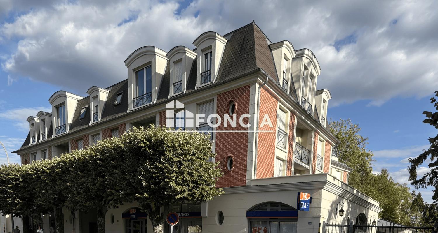 Beau studio de 34,45 m2 avec parking - AVON proche gare et commerces