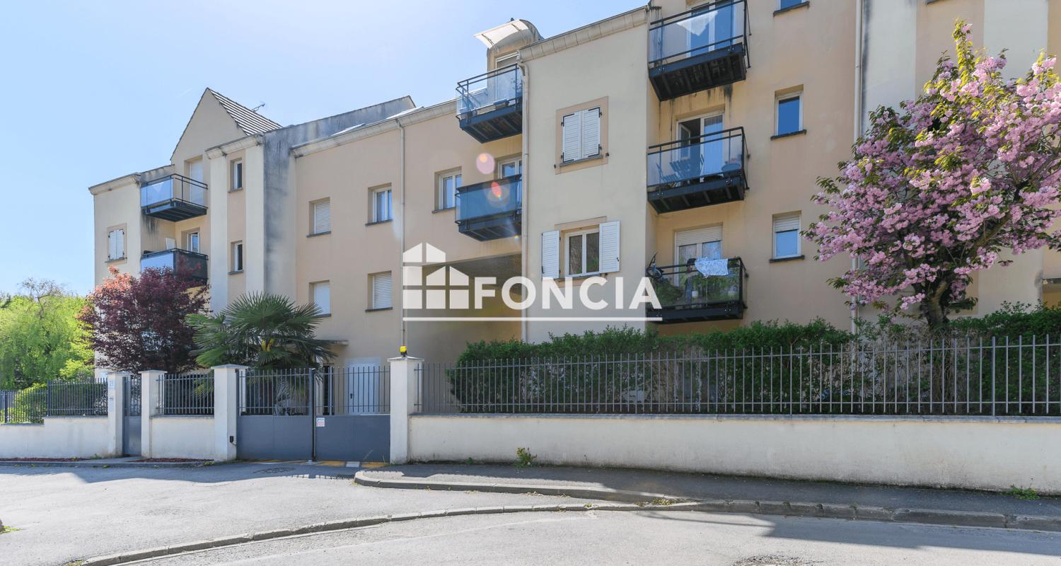 À vendre – Charmant F3 au dernier étage à Villenoy, proche gare de Meaux
