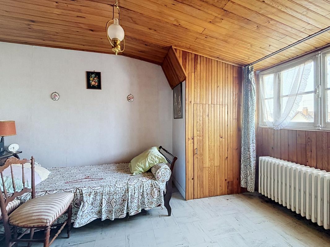 Pavillon familial de 130 m² avec potentiel & sous-sol total