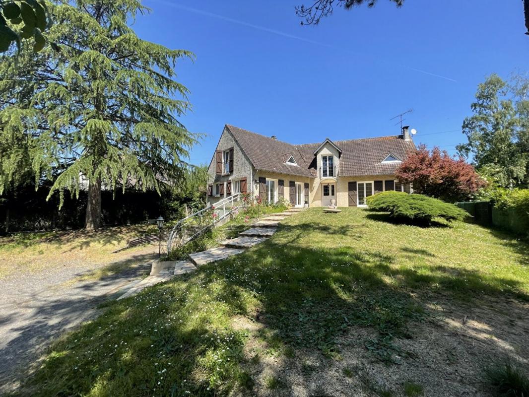 Maison ST SAUVEUR SUR ECOLE 7 pièces 240 m²