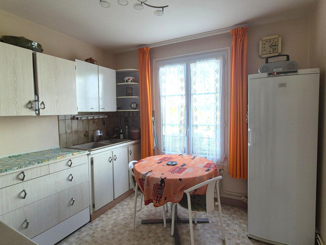 Belle maison familiale de 7 pièces - Jardin - Garage - Quar