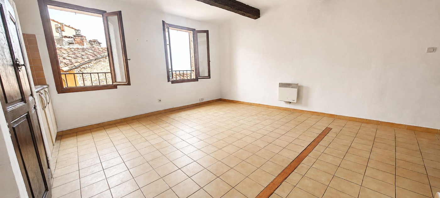 159 000 € HAI - Maison de village sur 3 niveaux, 4 piè