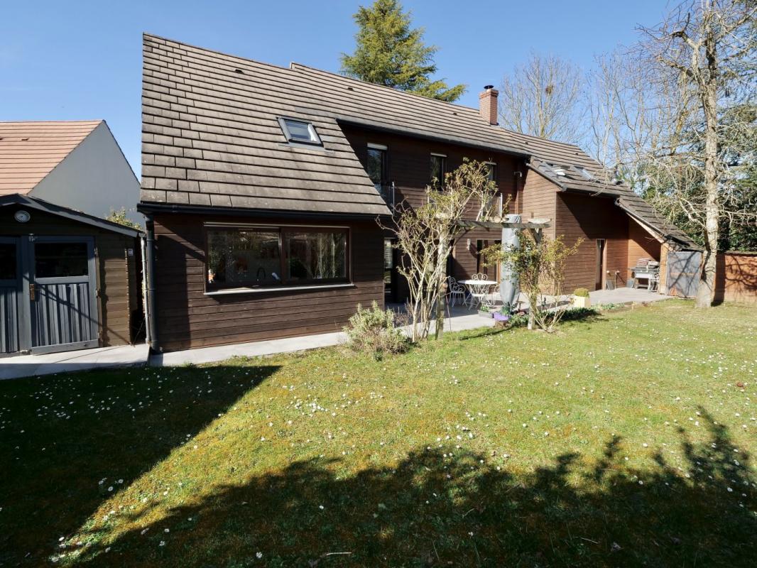 Maison individuelle de standing, 7 pièces, 4 chambres, terr