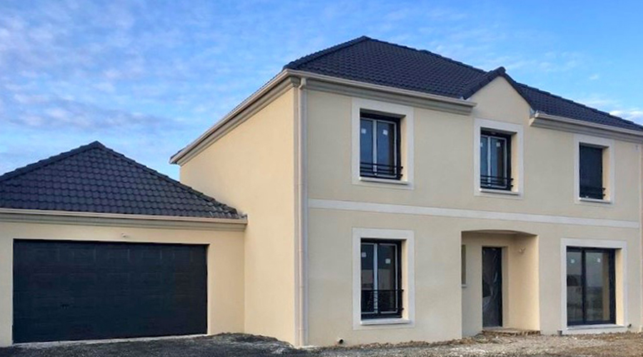 MAISON INDIVIDUELLE 151,33 m² à NEAUPHLE LE CHATEAU
