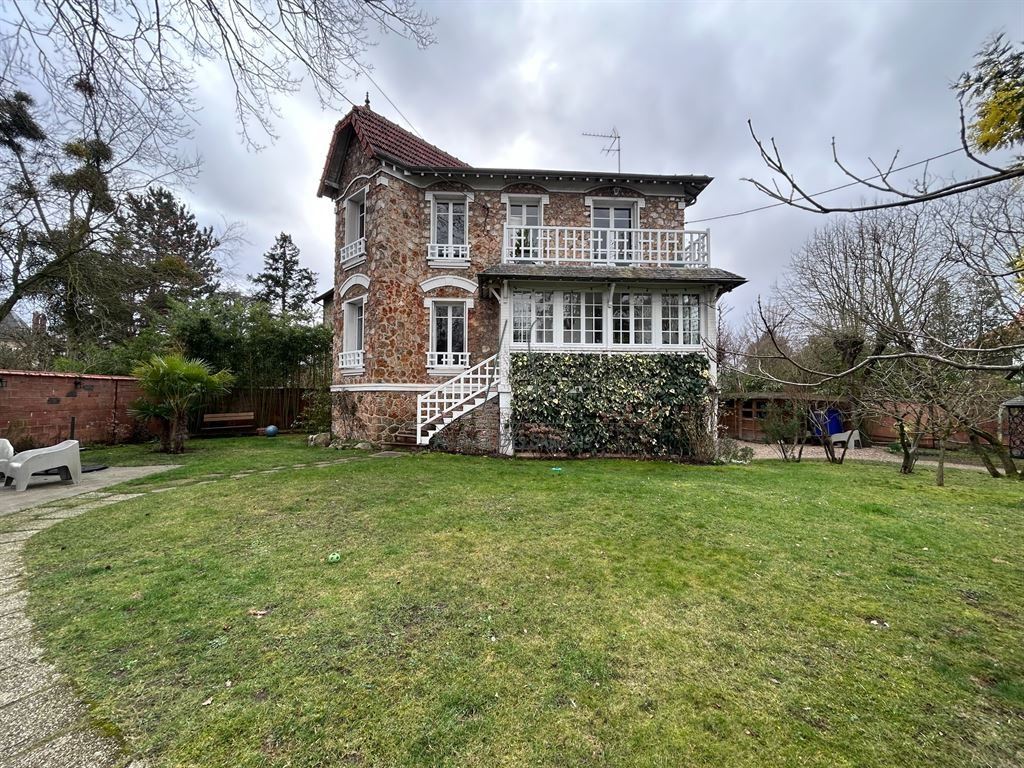 Maison 130m² — Le Vésinet