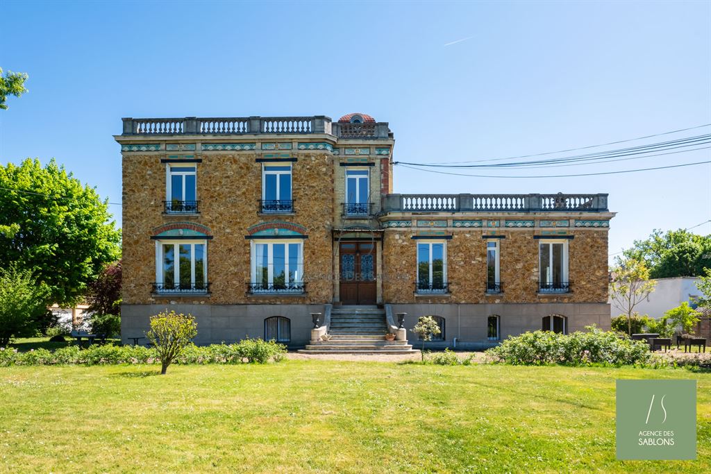 Maison 300m² — Le Vésinet