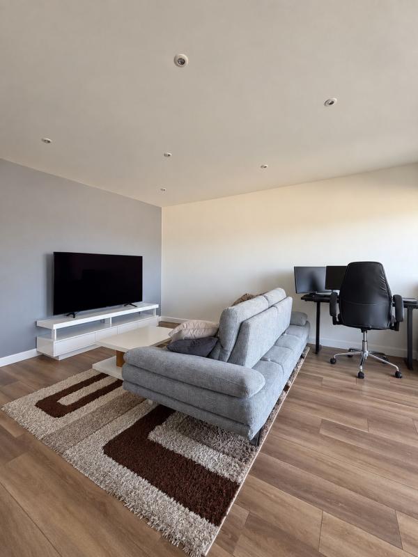 Appartement À Vendre (parfait état)