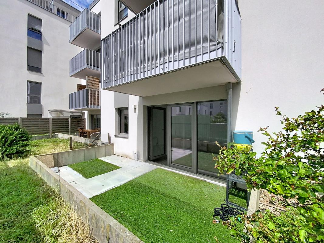Villaroy - Appartement lumineux avec terrasse et coin de verdure privatif