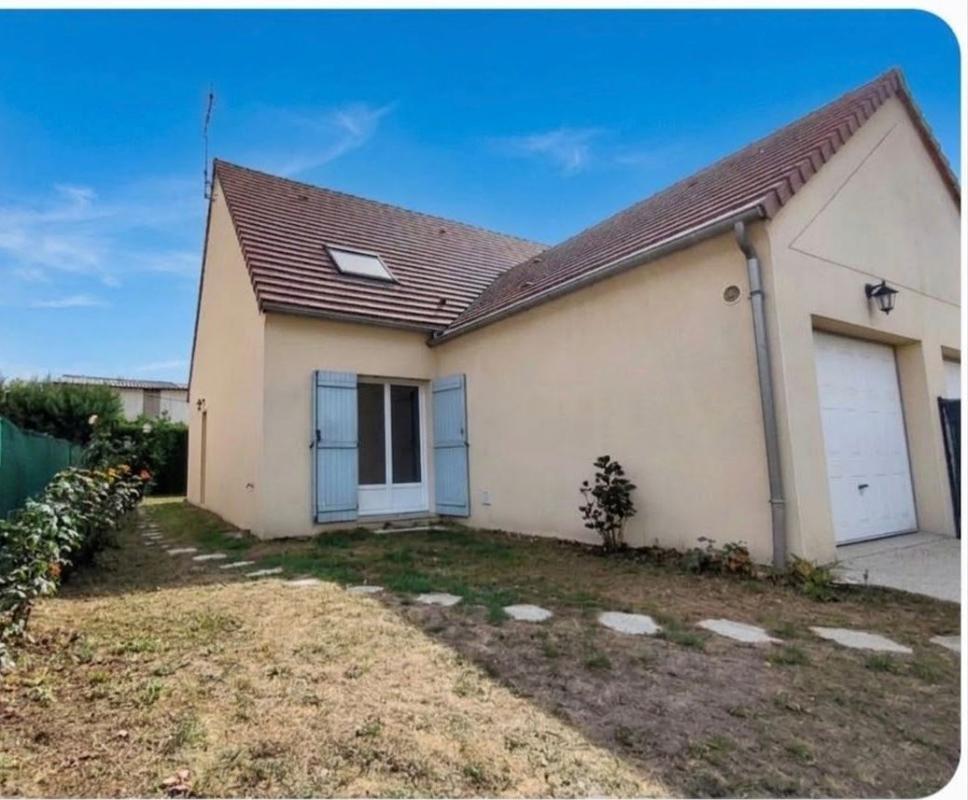 Maison À Vendre - 4 pièces - Porcheville