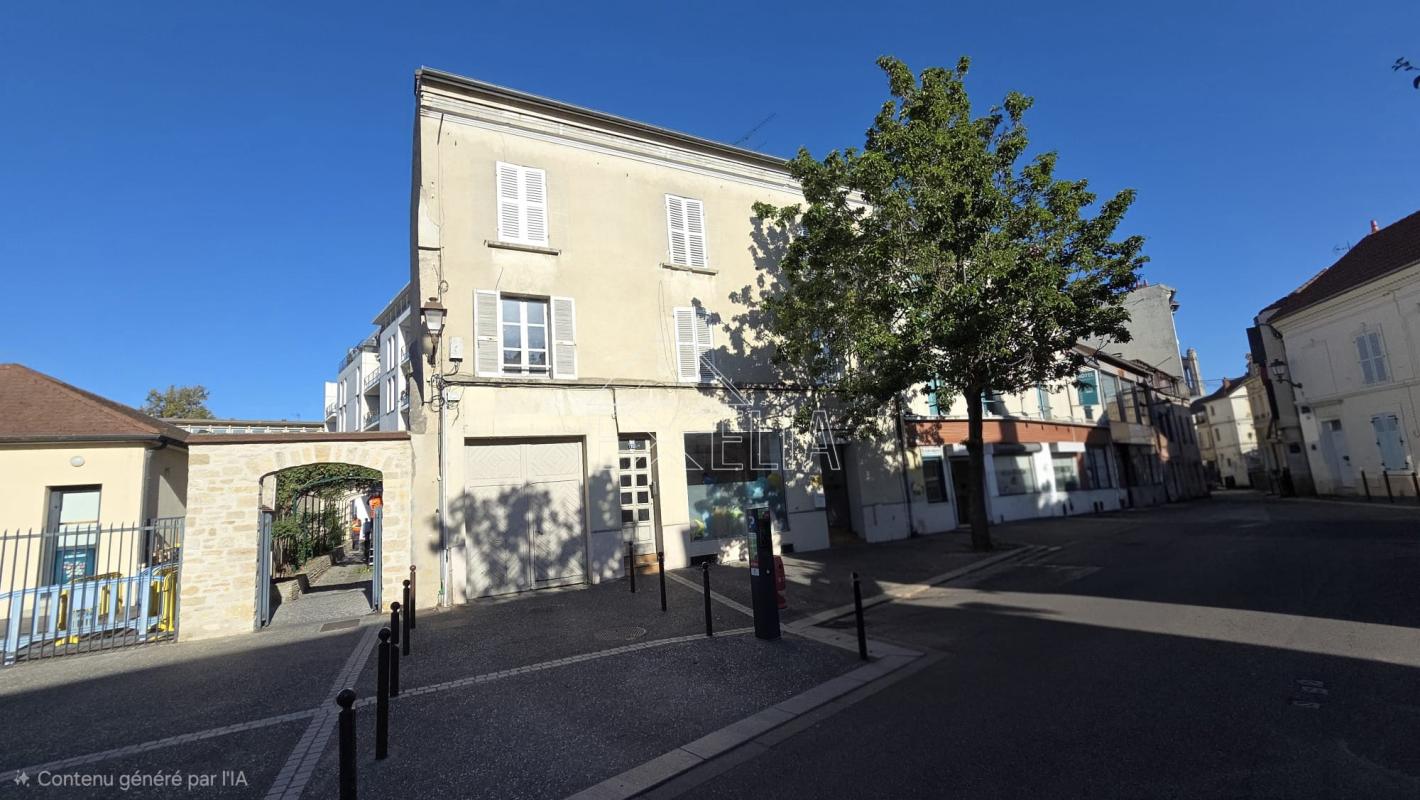 Appartement 2 pièces 38 m² avec cave, 1er étage, Place Armand Cassan à Mantes-la-Jolie