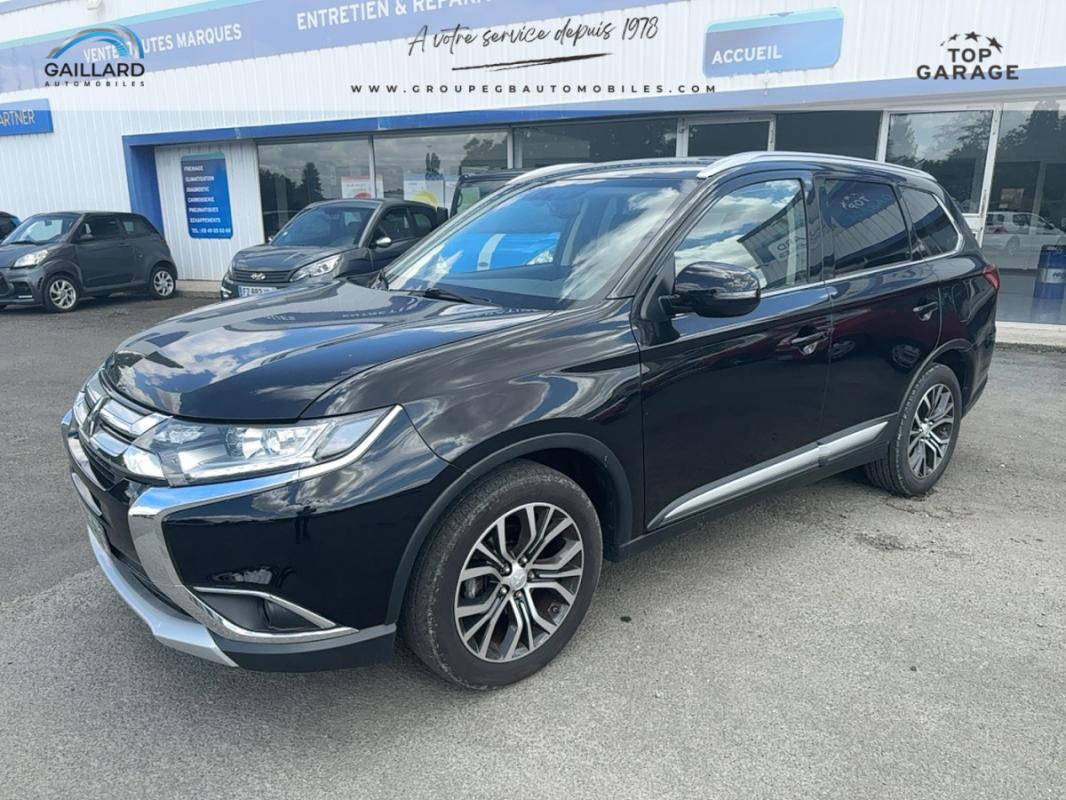 Mitsubishi Outlander III 2.2 DI-D Intense Navi 5p 2WD MY17