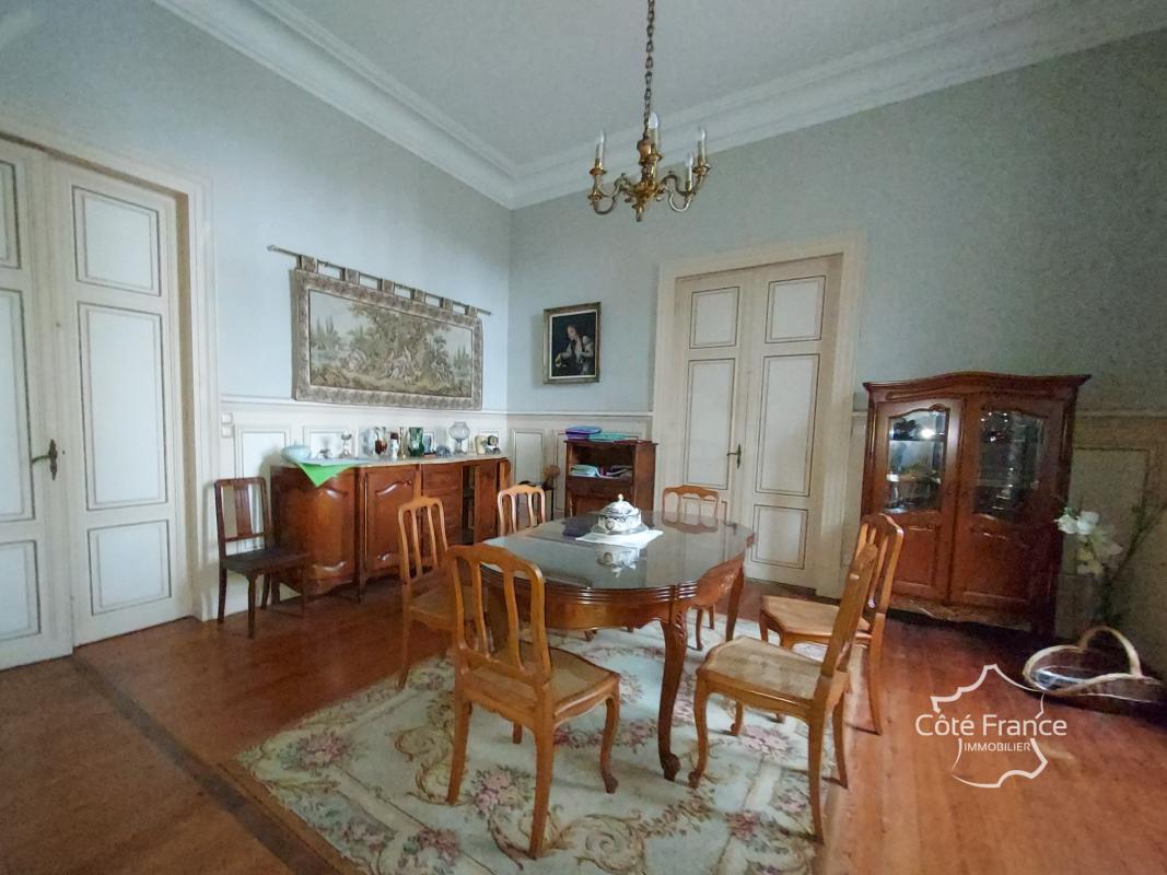 Maison de Maître Avec dépendances - Photo 3