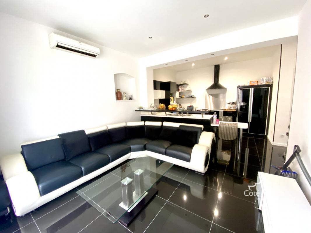 Sublime Appartement T3 - 67 m2 - vue sur Canal - Standing él