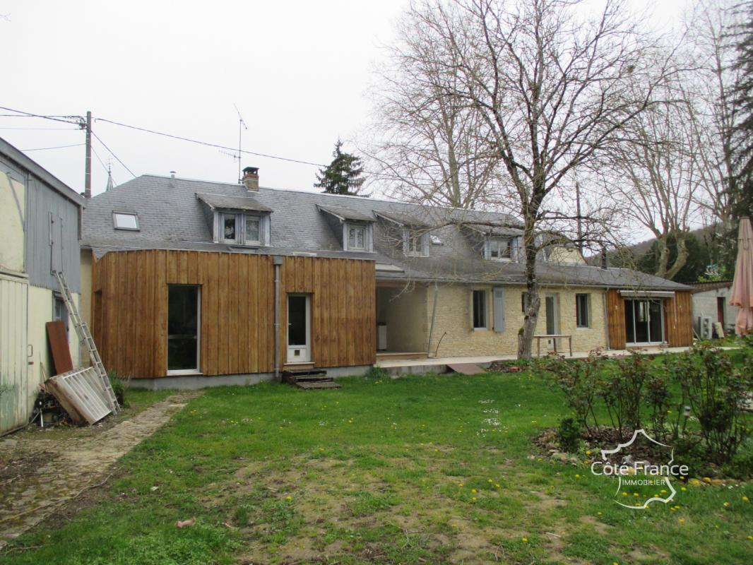 DORDOGNE-MONTIGNAC LASCAUX- MAISON D'HABITATION AVEC GÎTES